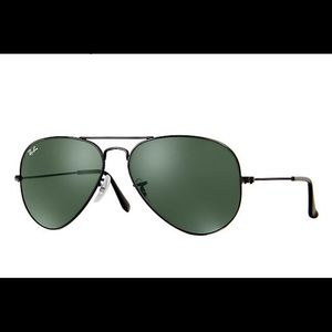 Authentic Ray Ban Classic Black Aviator Sunglasses